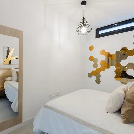 La Goleta: Nice Apartment In The Central District Malaga Exterior photo
